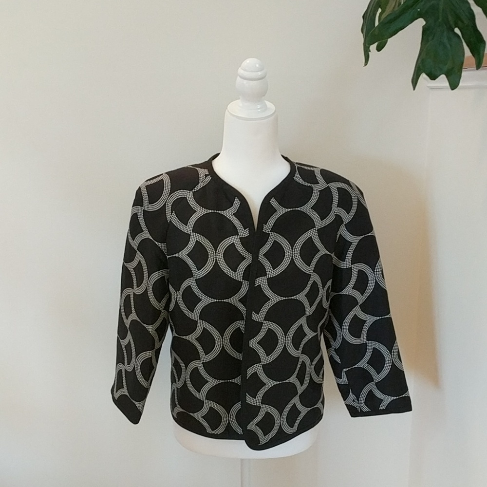 Kasper Black and White Blazer Jacket